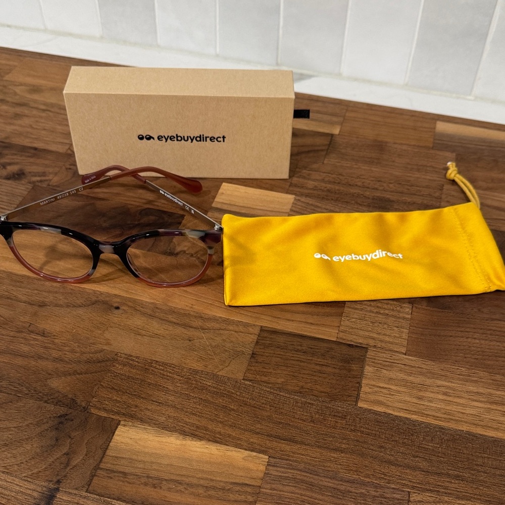 EyeBuyDirect Tortoise Shell Glasses with Case
